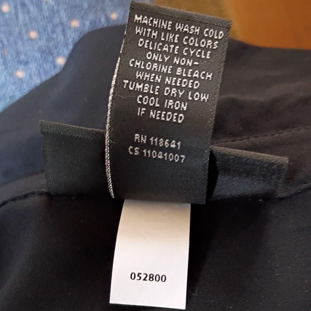 Lane Bryant Black Layered Hem Button Front Blouse 18/20 Minimalist Workwear Chic - Picture 12 of 12